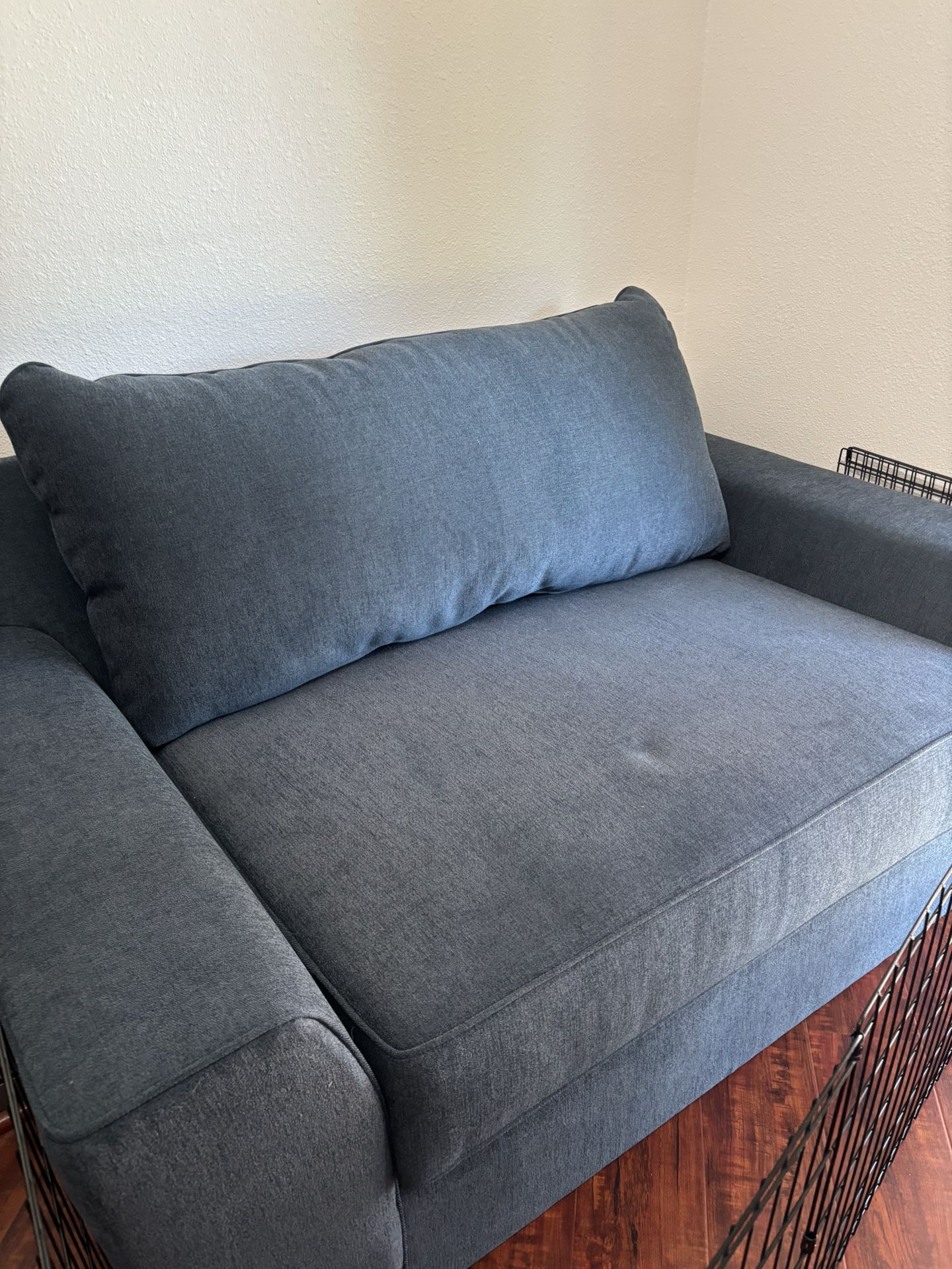 Oversized Chair 65 Inch BRAND NEW