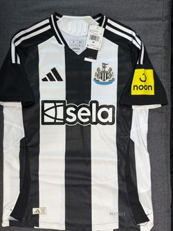adidas Newcastle United FC 24/25 Home Authentic Jersey
