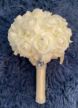 4 New Ivory Color Bouquets-$50 Firm,No Holds Or Spam