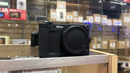 Nikon ZR.  Open box