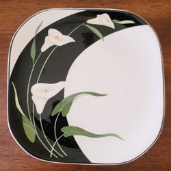 5 80s Calla Lily Salad Plates Dessert Plates Sango Black Lilies Quadrille Set.  Porcelain 