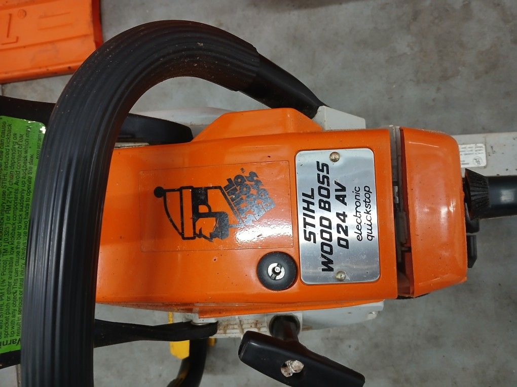 Wood Boss Chainsaw