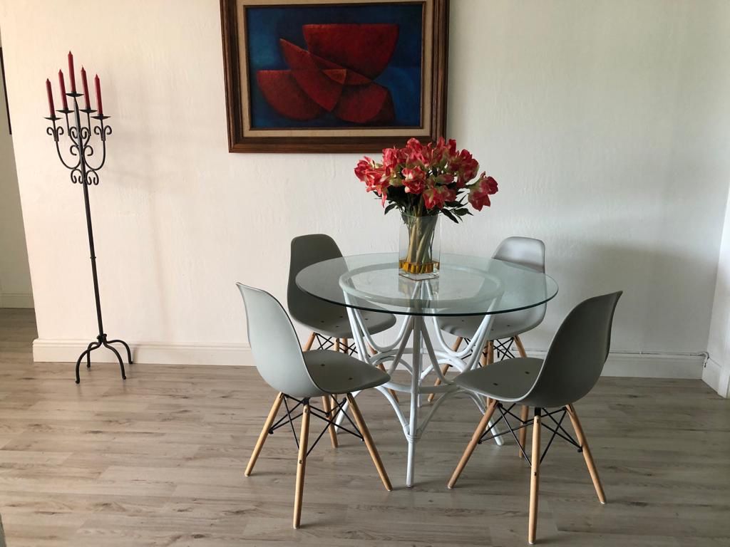 IKEA Dining room table w/4 chairs excellent condition
