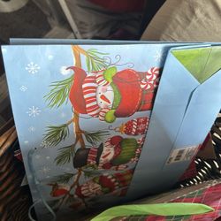 I have many gift bags for sale, for birthdays, Christmas and baby showers. 1$ -3$ each 