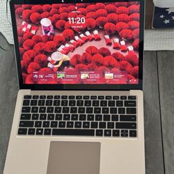 Like New Microsoft Surface Laptop 512 GB Hard Drive