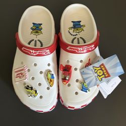 Crocs Off Court Clog Toy Story Pizza Planet