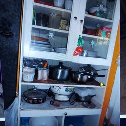 Kitchen Cabinet Throstetto