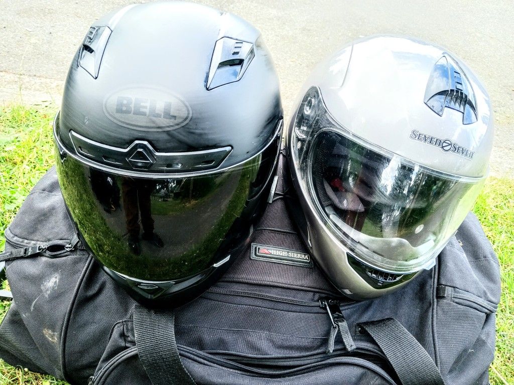Bell & Seven Seven Motor Sport Helmets