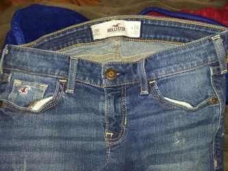 Hollister size Or 24w 33l