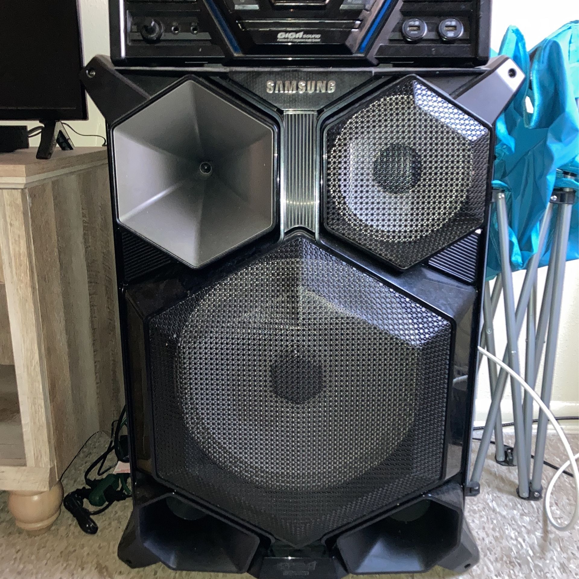 Samsung Stereo System
