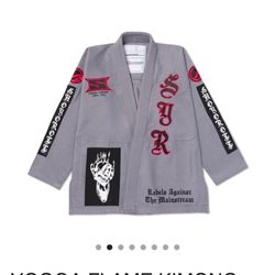 🔥 Shoyoroll Yooga Flame Kimono – NWT Size A2 – SOLD OUT 