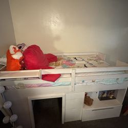 Twin bed