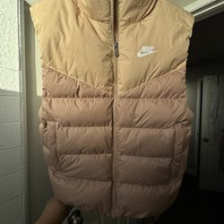 Nike Puffer Jacket 