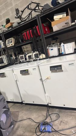 Biomedical freezer sanyo