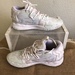 Shoes Men’s Puma’s .lámelo Balls Mb.03.iridescent Zise.8.5