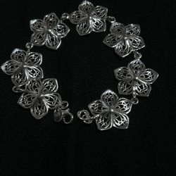 Sterling Silver Flower Bracelet 