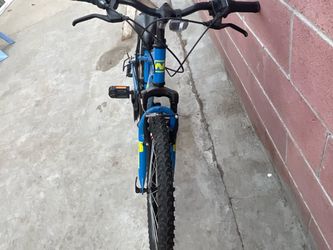 Nishiki Boys' Pueblo 24" Mountain Bike