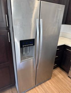 Refrigerator 20.6 cubic counter depth freezer fridge side by side stainless steel with water dispenser and ice maker (free local delivery) $500 firm