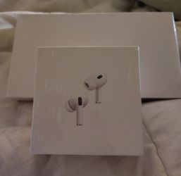 Apple Watch Ultra 2 With Air Pods 2nd Generation