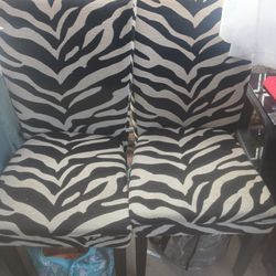 Black N White Parson Or Diner Chairs