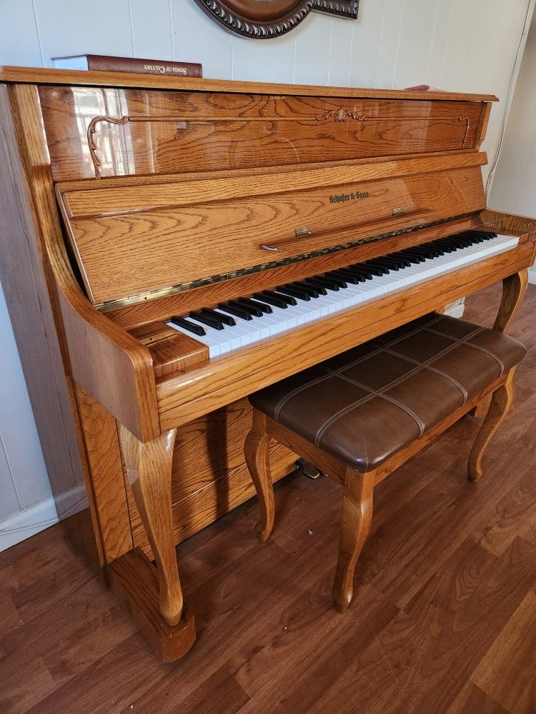 Schafer & Sons Upright Piano 