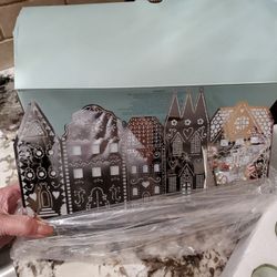 Partylite Enchanted Gingerbread Village Votive Holder, New