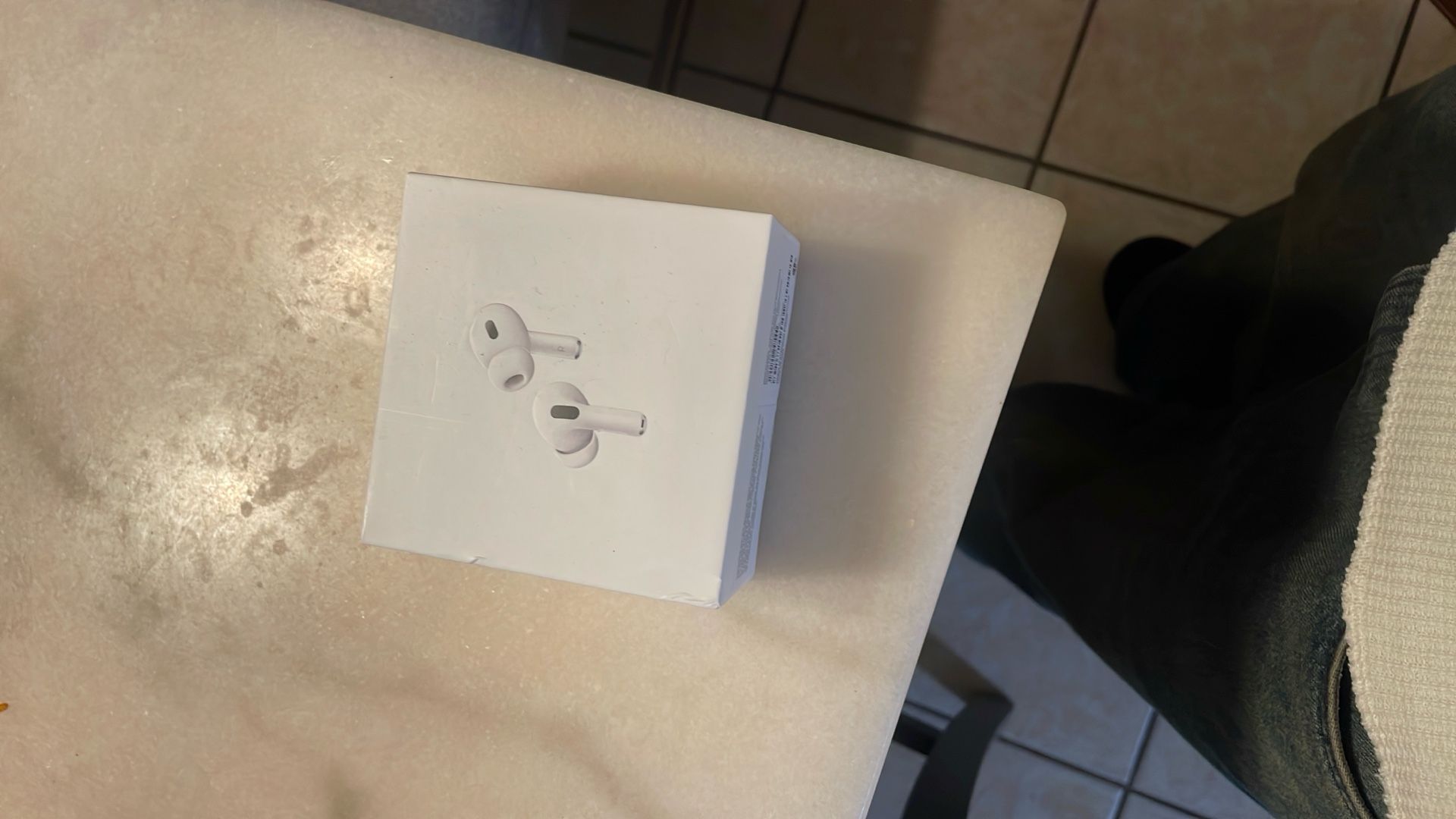 AirPod Pro ( Generation 2) With Charger