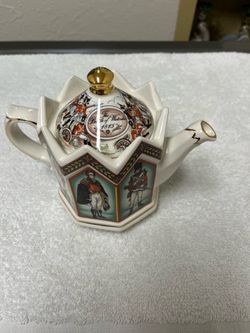 James Sadler Teapot - The Battle of Waterloo 1815