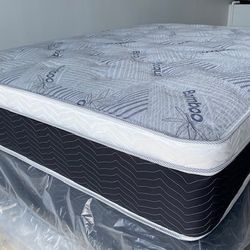 Full Euro Bamboo Pillow Top Mattress!!