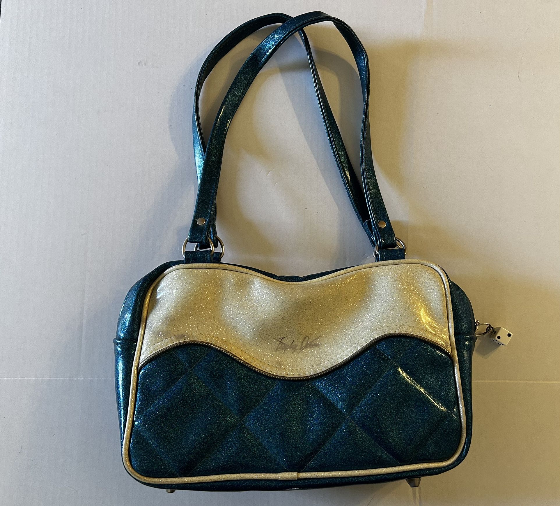 Trophy Queen Diamond Pleat Tuck N Roll Shoulder Handbag Rockabilly Bowler