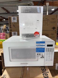 Proctor Silex 700W 0.6 Cu Ft Countertop Microwave Oven White