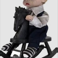 Creepy Babydoll Talks, Sings. LED