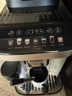 Delonghi coffee espresso machine magnifica Evo