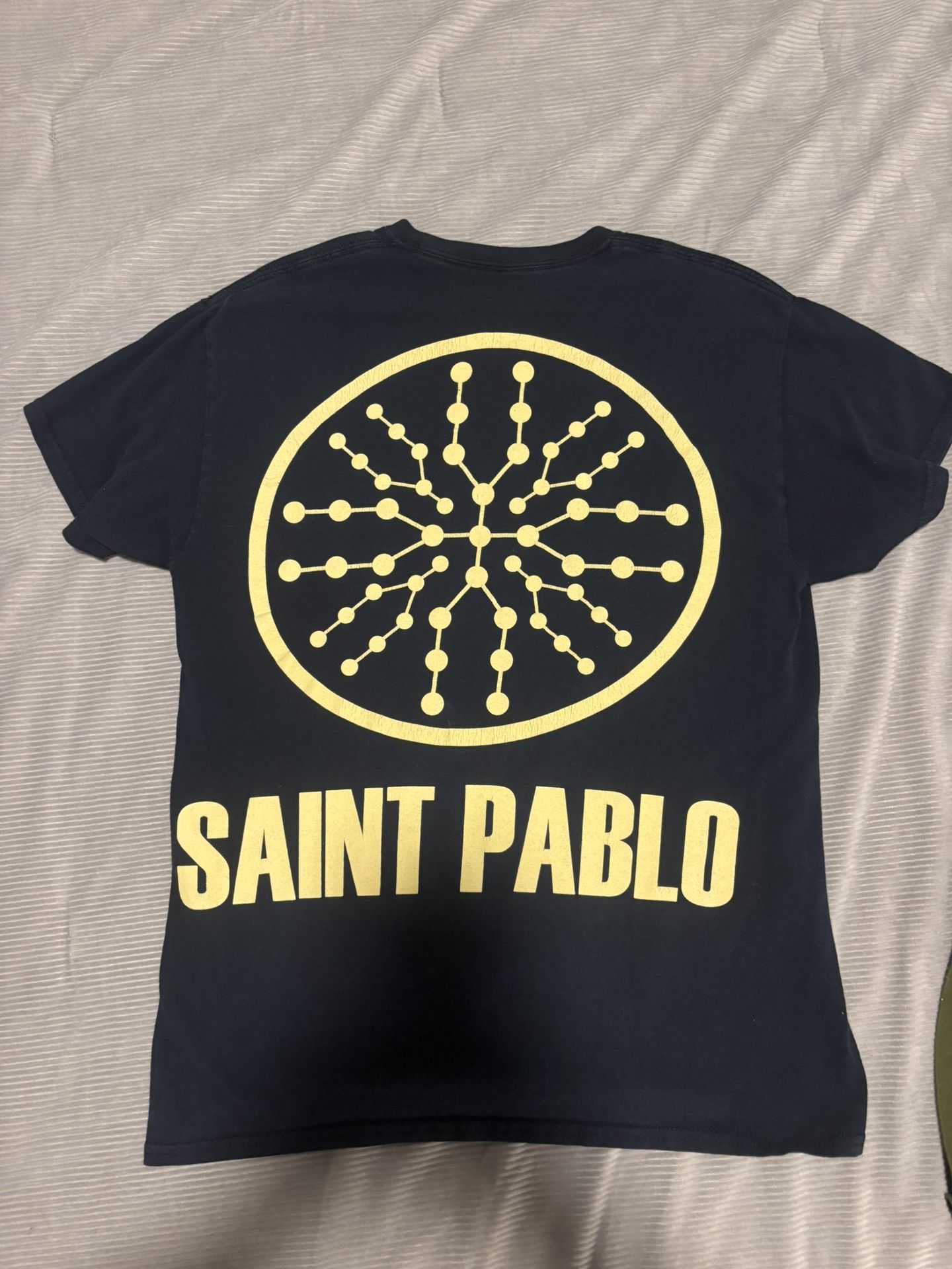 KANYE WEST (YE) Saint pablo Official Tour Merch Mediuk