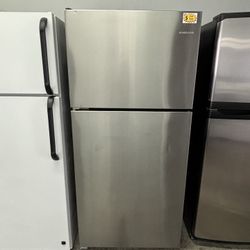 AMANA 30” TOP AND BOTTOM REFRIGERATOR 