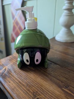 Looney tunes Marvin the Martian soap/lotion dispenser