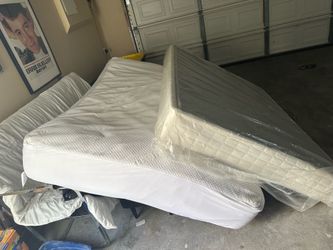 Free Queen mattress