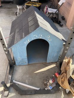 Dogs house