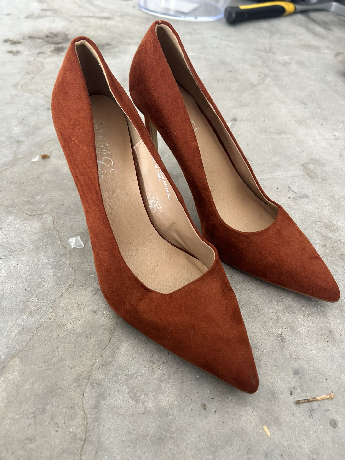 Rouge Women's Burnt Orange Slip On Pointed Toe Stiletto High Heels Size 8