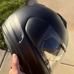 Aria Defiant X Motorcycle Helmet
