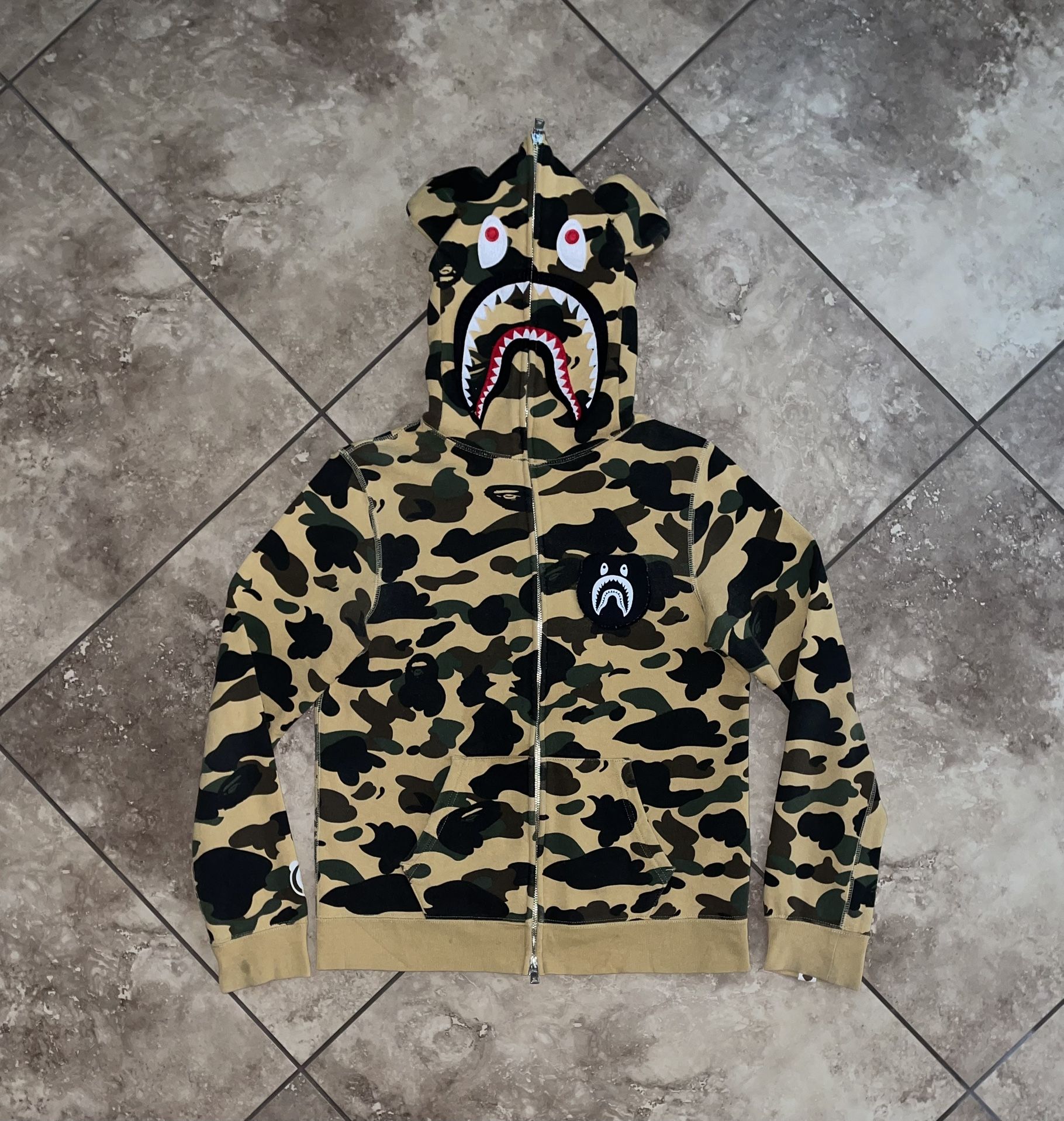 BAPE Medicom Toy 1st Camo Shark Bear Full Zip Hoodie Size Small