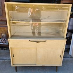 Mid century cabinet