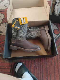 Ariat