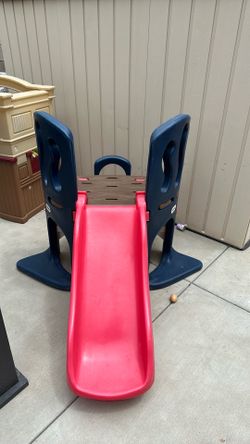 Little Tikes hide and slide climber