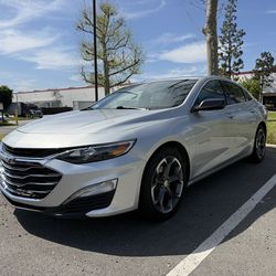 🚗 FOR SALE: 2019 Chevrolet Malibu RS – Sporty, Modern & Fuel Efficient – Financing Available!
