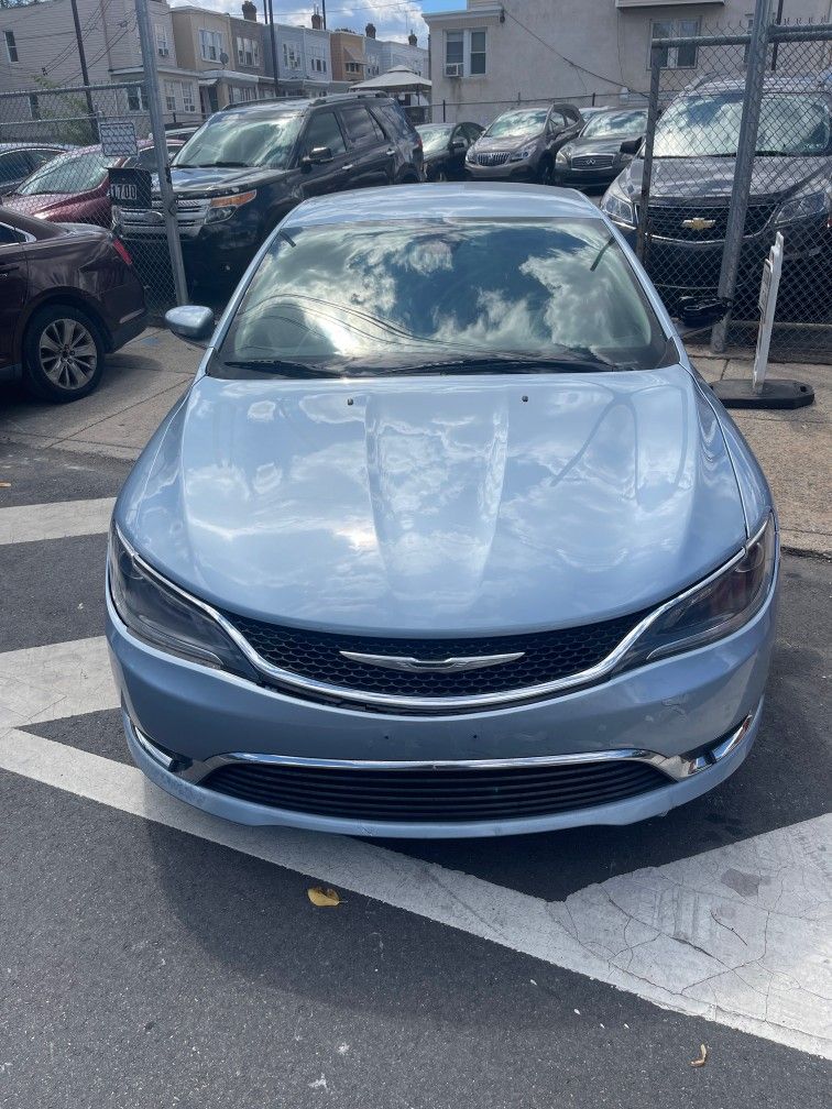 2015 Chrysler 200