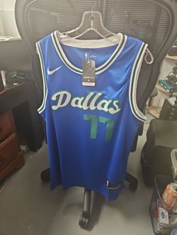 Nike Dallas Mavericks #77 Luka Doncic Jersey