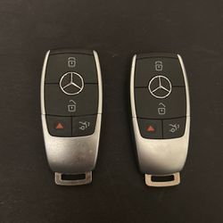 2020 Mercedes KeyFob