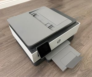 The HP OfficeJet Pro 8025e All-in-One Printer - Excellent Condition!