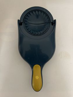 Dumpling Maker 